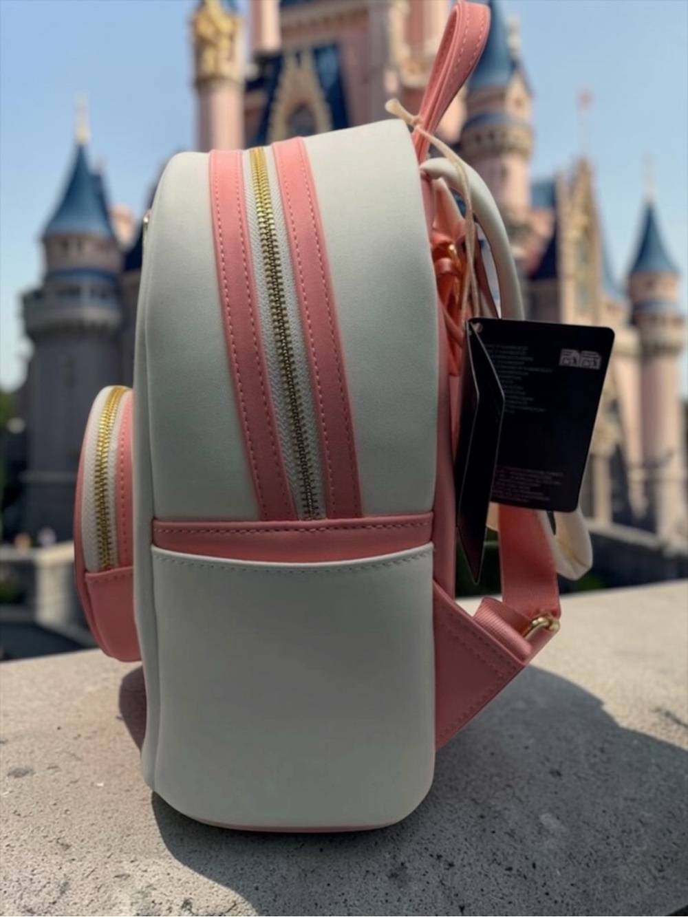 🐾 Loungefly Disney The Aristocats Kittens & Yarn Mini Backpack — NWT 🐾 - Picture 6 of 8